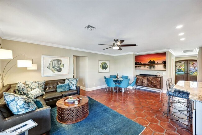 Building Photo - 911 Giralda Ct