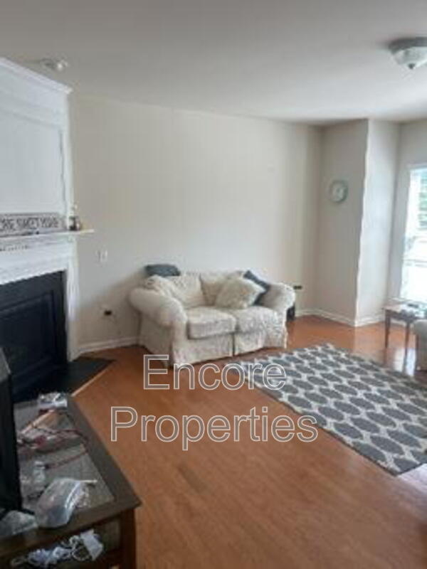 Building Photo - 8705 Macedonia Lake Dr