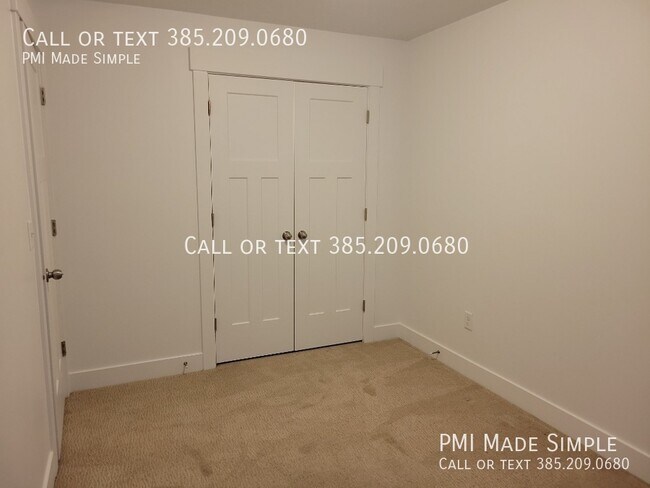 Building Photo - 10884 N Slate Ln