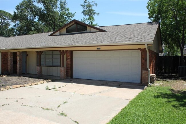 Building Photo - 10031 Haddington Dr