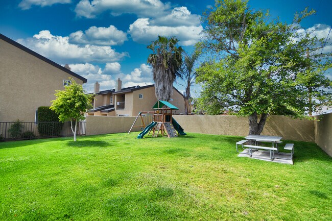 Building Photo - 1126 W 228th St