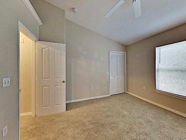 Building Photo - 1835 Shadow View Cir