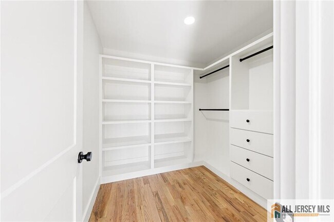 Building Photo - 401 Tillman St