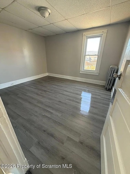 Building Photo - 214 S Sumner Ave