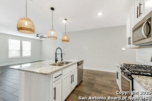 Building Photo - 3423 Iron Cyn
