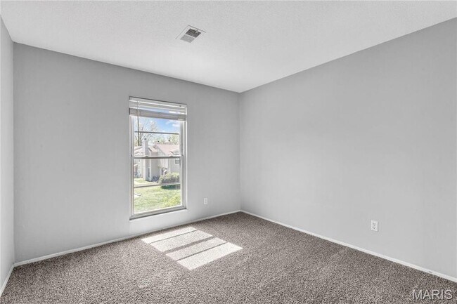 Building Photo - 147 Harbor View Dr