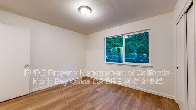 Building Photo - 353 E Robles Ave