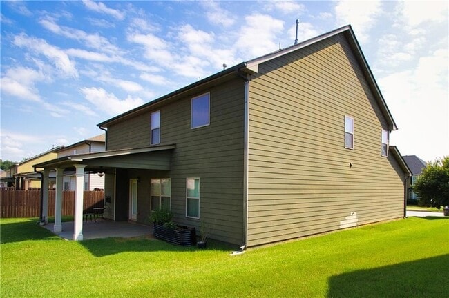 Building Photo - 793 Kaitlyn Dr