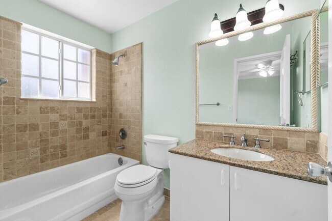 Building Photo - 111 Yacht Club Way