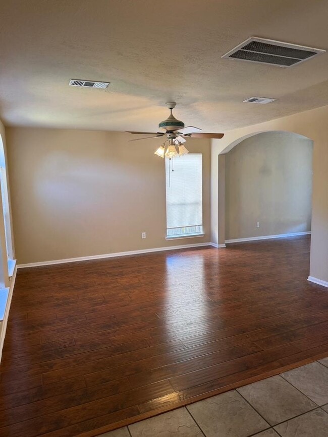 Building Photo - 4727 Serenity Trail