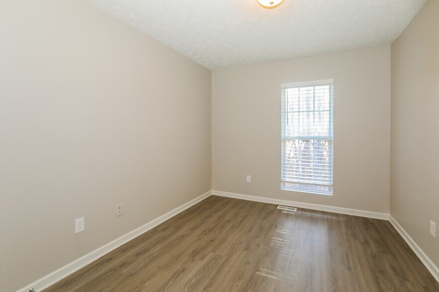 Building Photo - 3904 Waldrop Ln