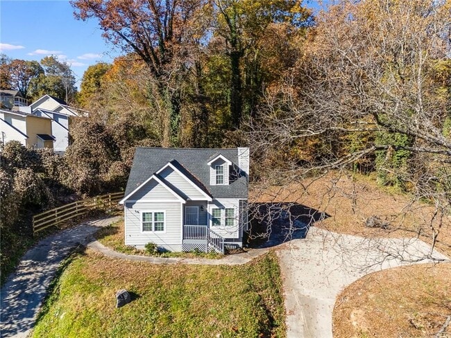 Building Photo - 960 N Grand Ave NW