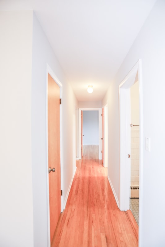 Building Photo - 5701 N Kimball Ave