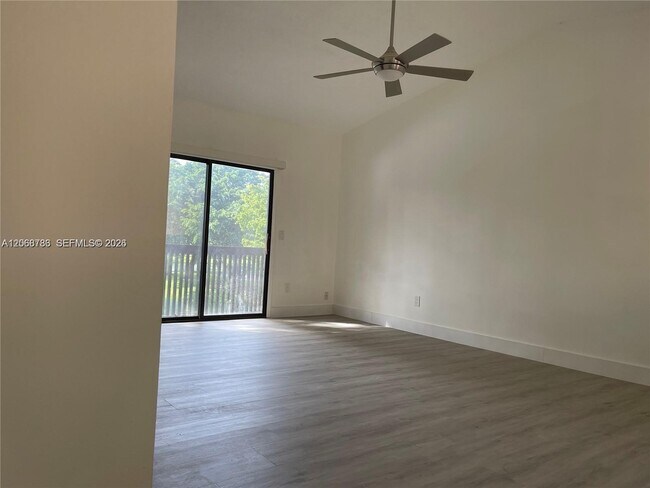 Building Photo - 4157 SW 85th Ave
