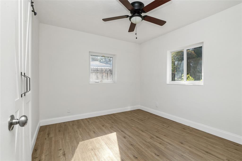 Building Photo - 540 NE 61st St