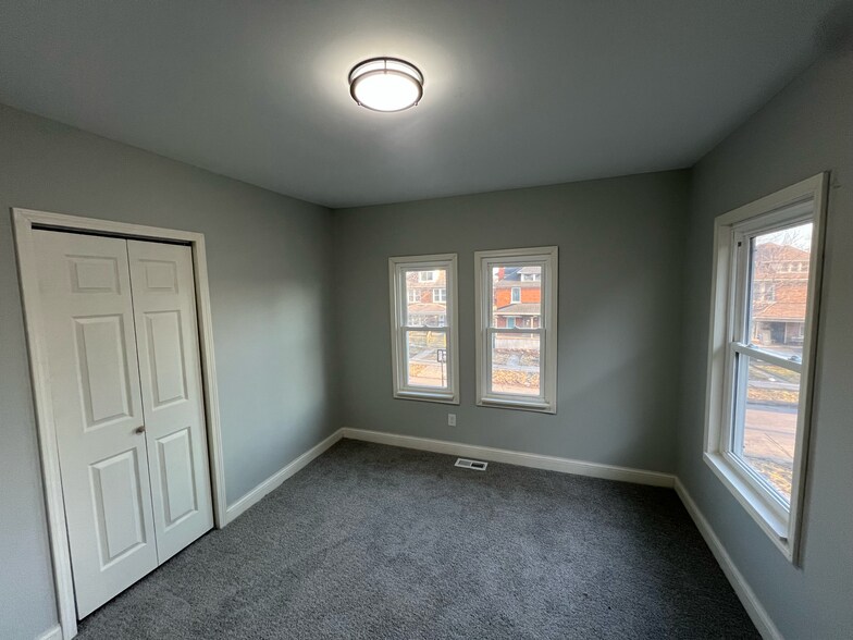 Building Photo - 4086 Montgomery St