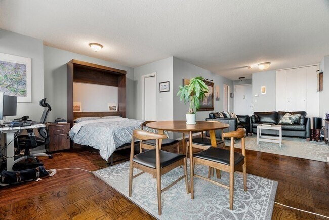 Building Photo - 151 Tremont St