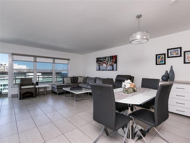 Building Photo - 3900 Galt Ocean Dr