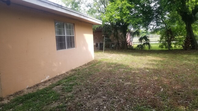 Building Photo - 4 BD/ 1.5 Bath home in Daytona Beach comin...