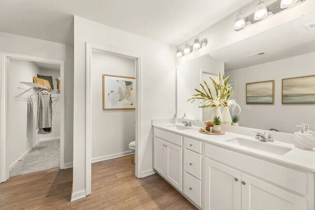 Building Photo - 5304 Melbourne Ln