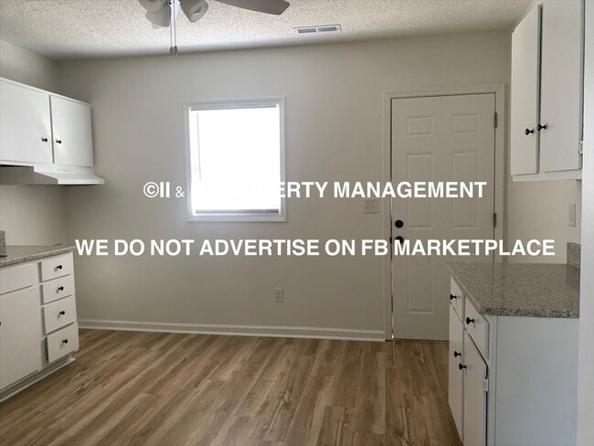 Building Photo - 731 W 25th St