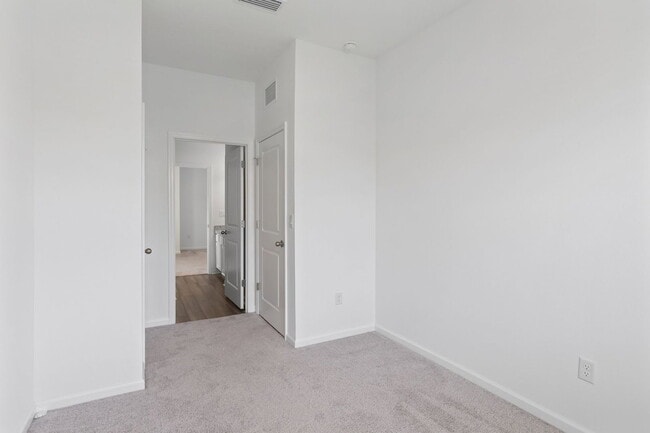 Building Photo - 35747 Buttonweed Trl