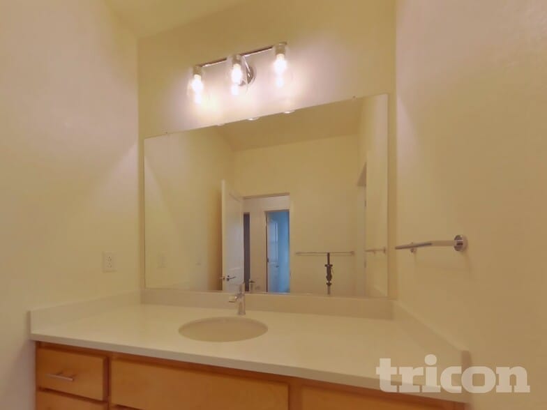 Building Photo - 8213 Perla Wy