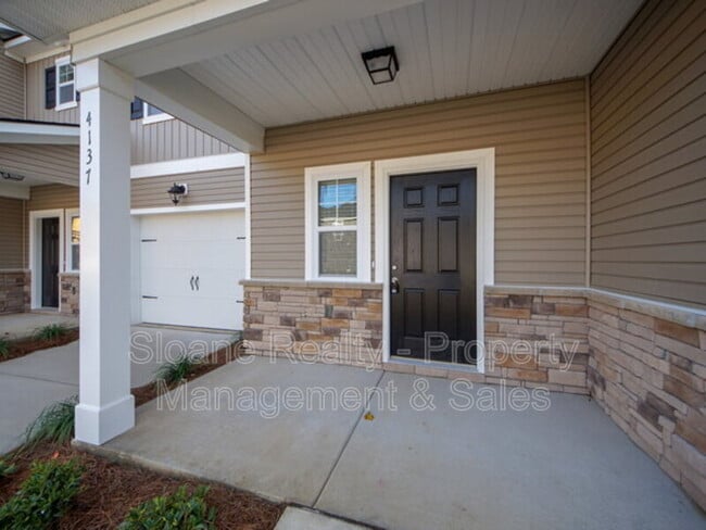 Building Photo - 4137 Rigsby Ln