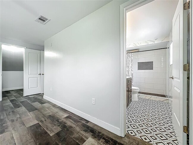 Building Photo - 120 Aldean Dr