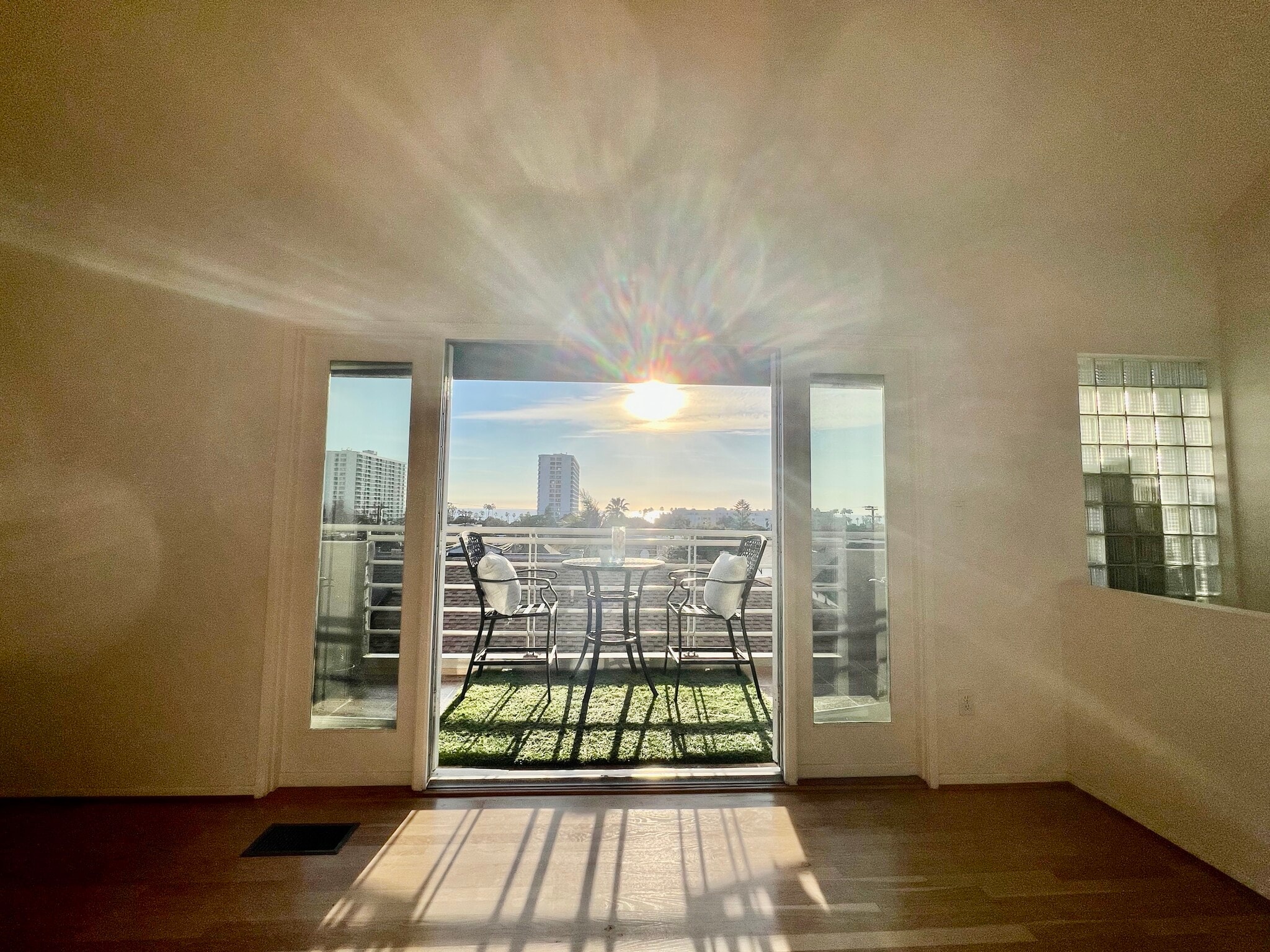 Building Photo - 311 Hill St