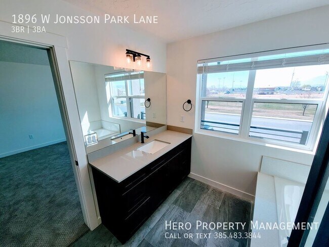 Building Photo - Gorgeous Lehi Townhomes!!!