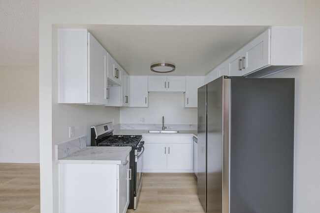 Building Photo - 209th Street Residences