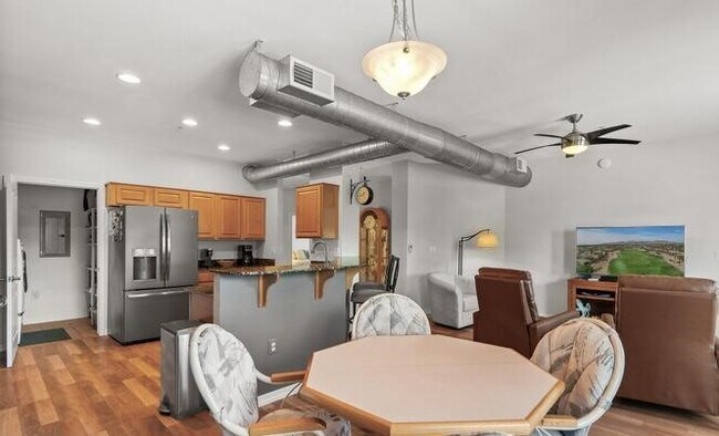 Building Photo - 4525 N 22nd St
