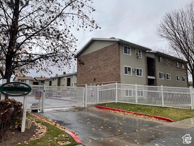 Building Photo - 1557 W 200 S