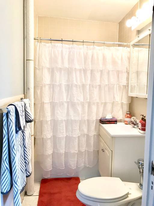 Building Photo - 645 Beacon St