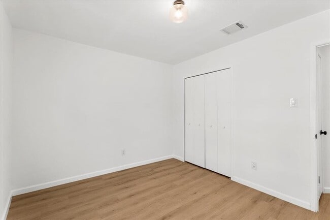 Building Photo - 7800 Turquoise Trail