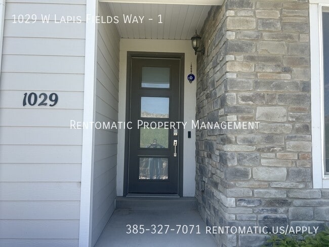 Building Photo - 1029 Lapis Flds Wy
