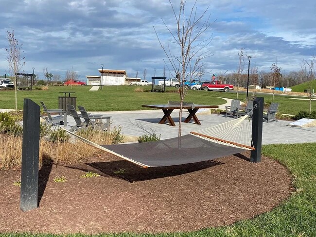 Building Photo - 12867 Deep Well Rd