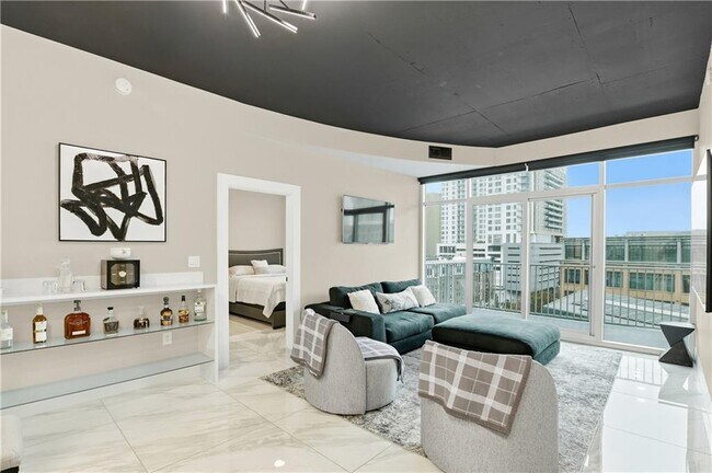 Building Photo - 250 Pharr Rd NE