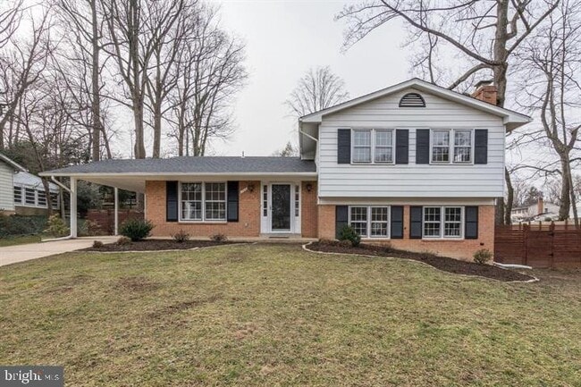 Primary Photo - 1700 Pebble Beach Dr