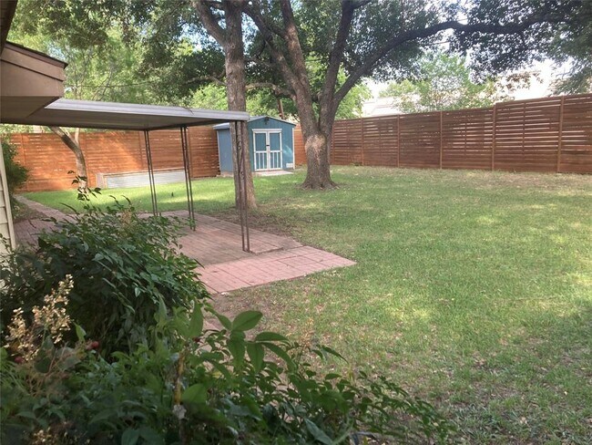 Building Photo - 4502 Tejas Trail
