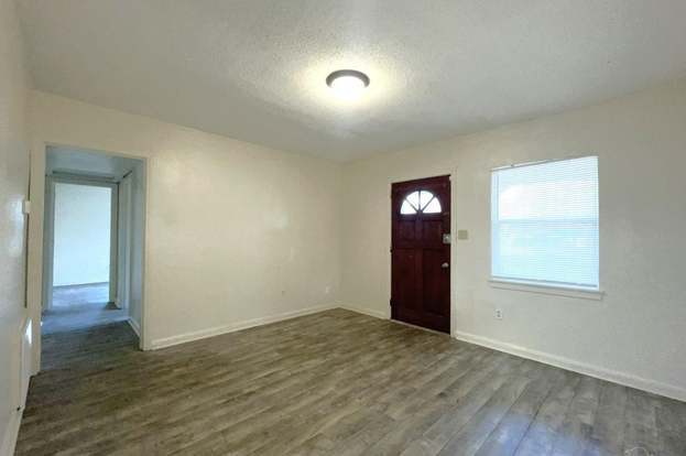 Building Photo - 31 Randolph Dr