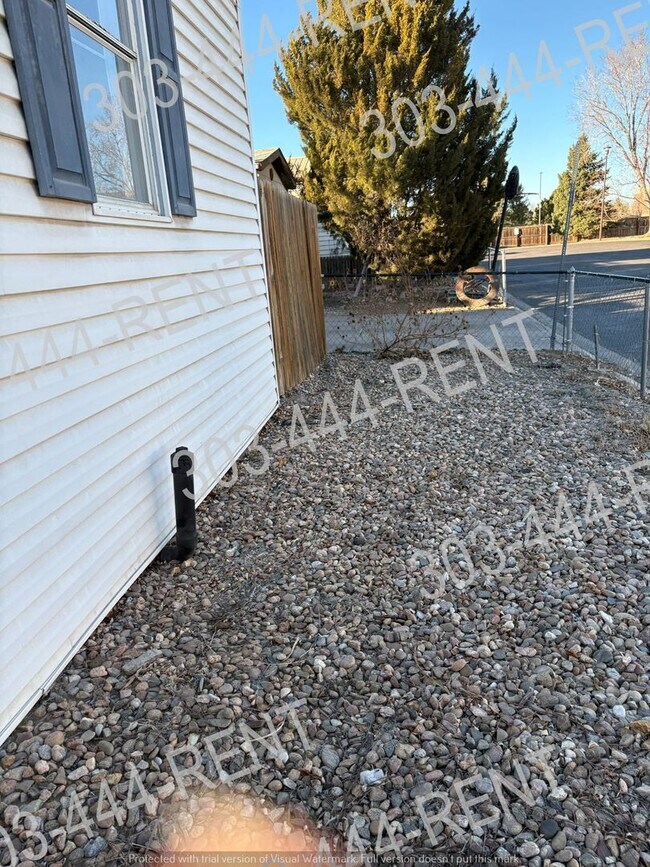 Building Photo - Welcome to the charming Riverdale Farms subdivision in Thornton, CO, where a delightful 3-bedroom...