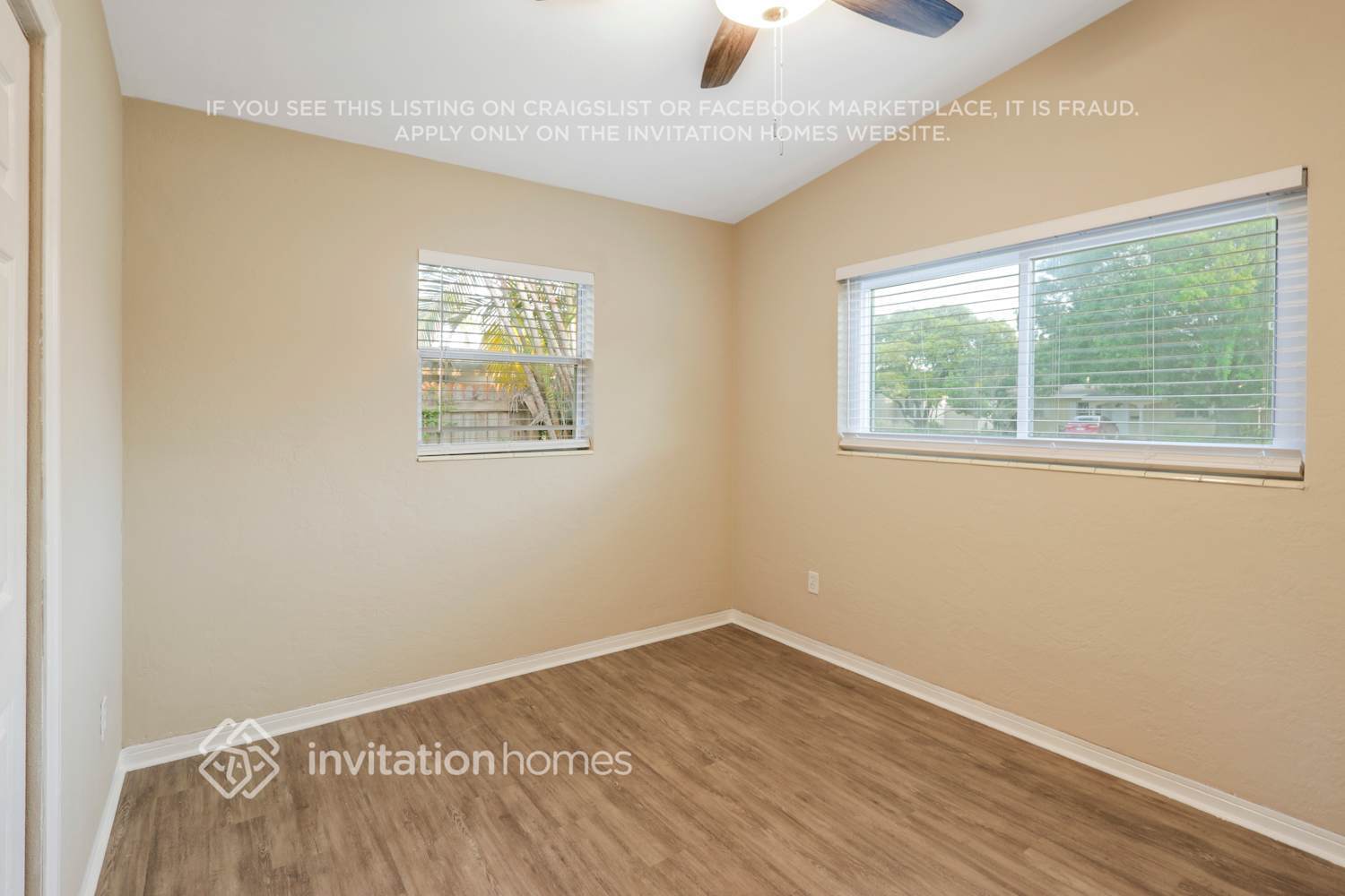 Building Photo - 1320 54th Ave N