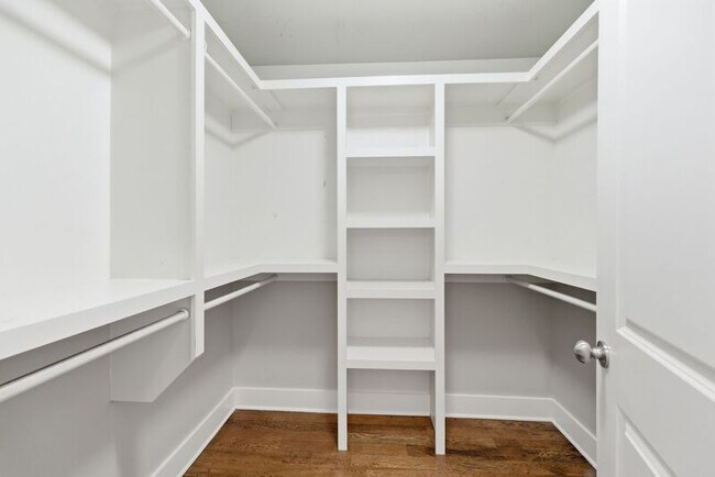 Building Photo - 4709 Kentucky Ave