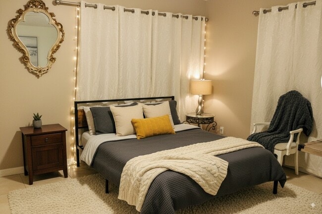 Building Photo - 1000 NW 13th Ct