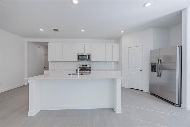 Building Photo - 2005 Nokota Pkwy