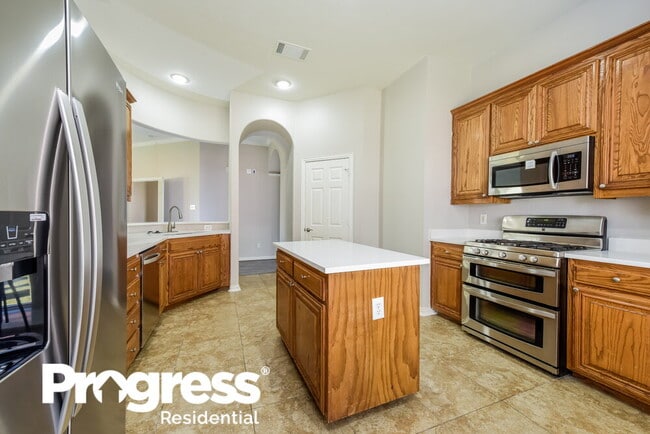 Building Photo - 4845 Bridal Path