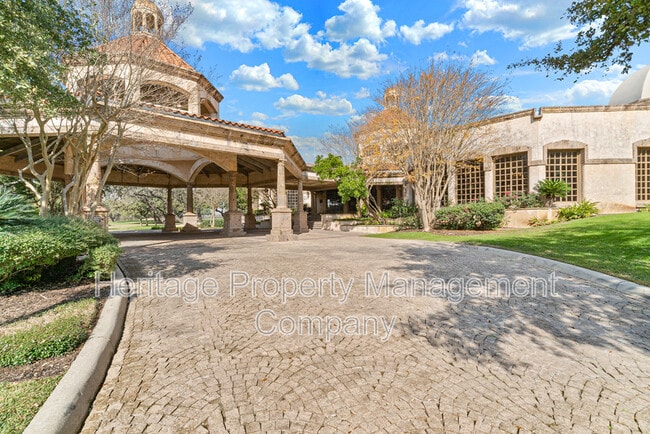 Building Photo - 7110 Hovingham