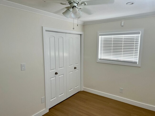 Building Photo - 2134 Wayside St